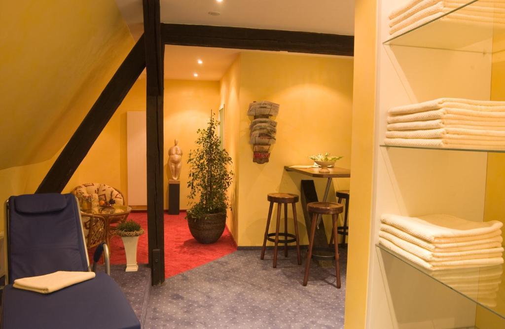 Parkhotel Unter Den Linden Halberstadt Ngoại thất bức ảnh