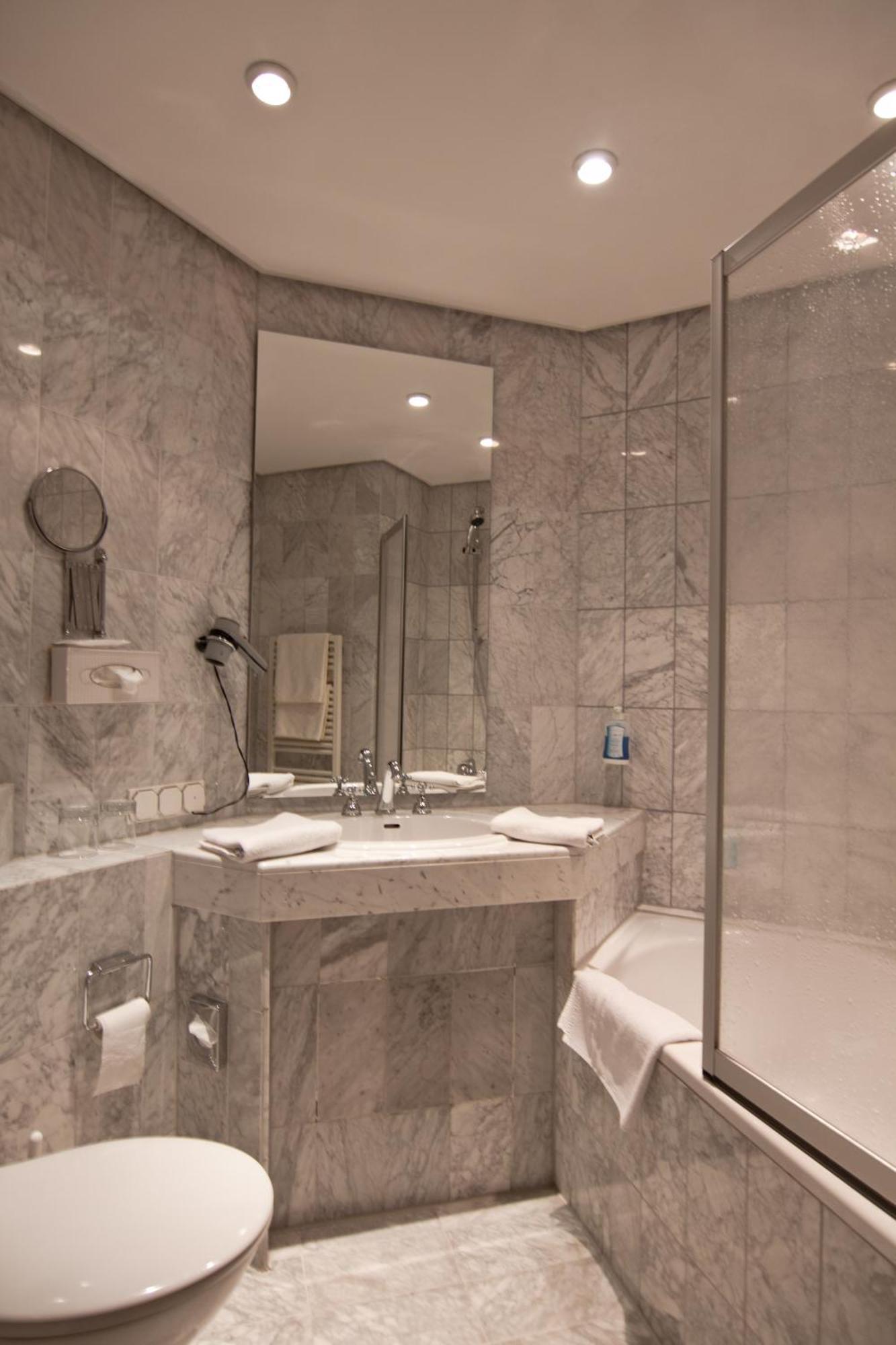 Parkhotel Unter Den Linden Halberstadt Ngoại thất bức ảnh